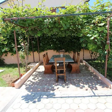 Rubil Apartment Bale